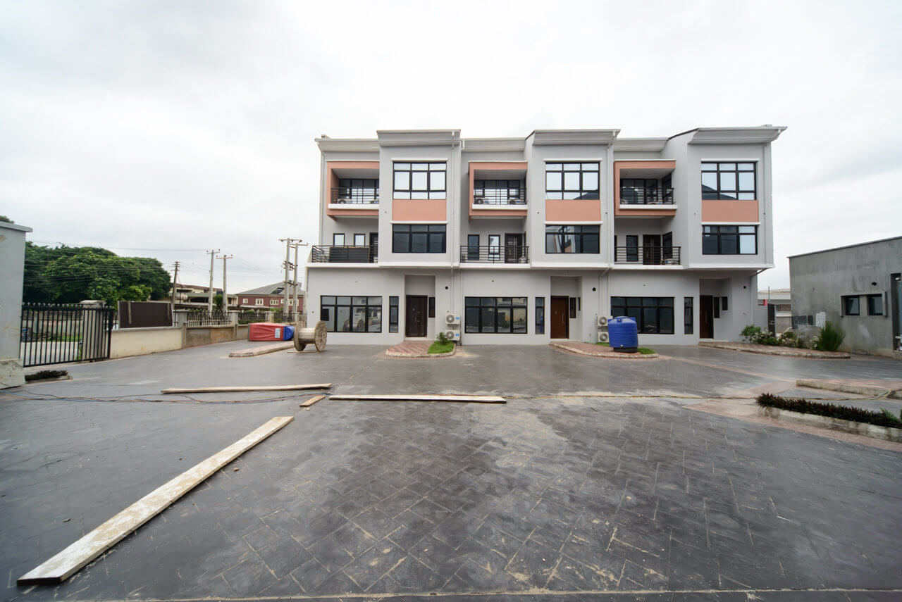 4 bedroom apartment for sale in Ikeja with pictures